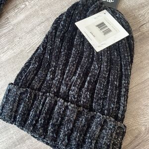 Echo Chenille Muffler  Hat NEW